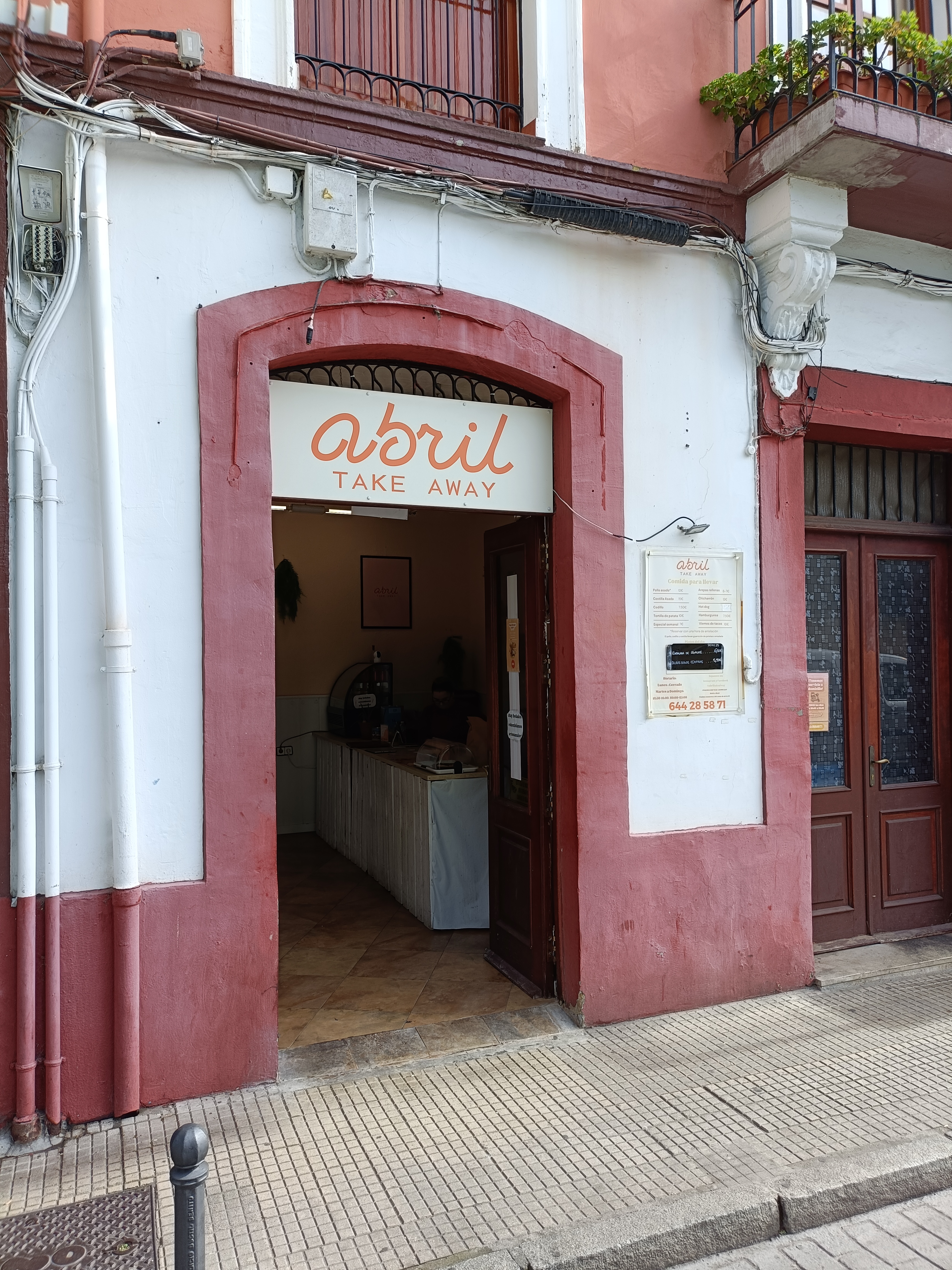 Abril Take Away en Santoña
