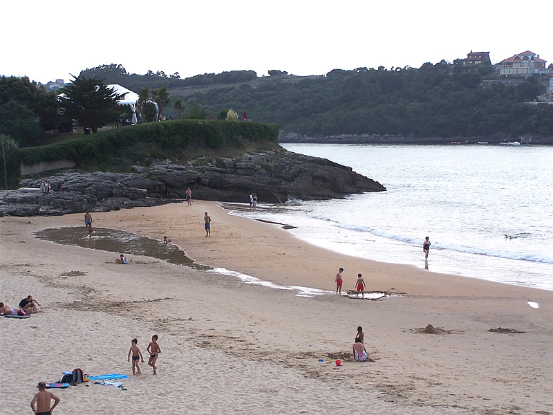 Playa de La Arena - Los Nudistas, Arnuero