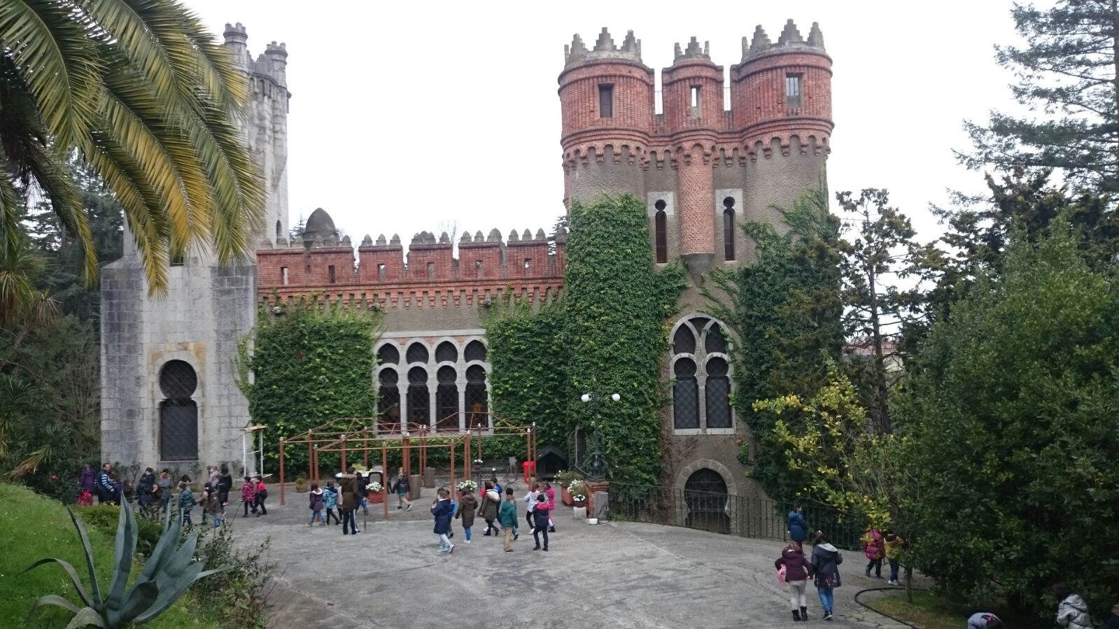 Palacio, Castillo-Observatorio y Jardines de Ocharan (Toki-Eder), Castro Urdiales