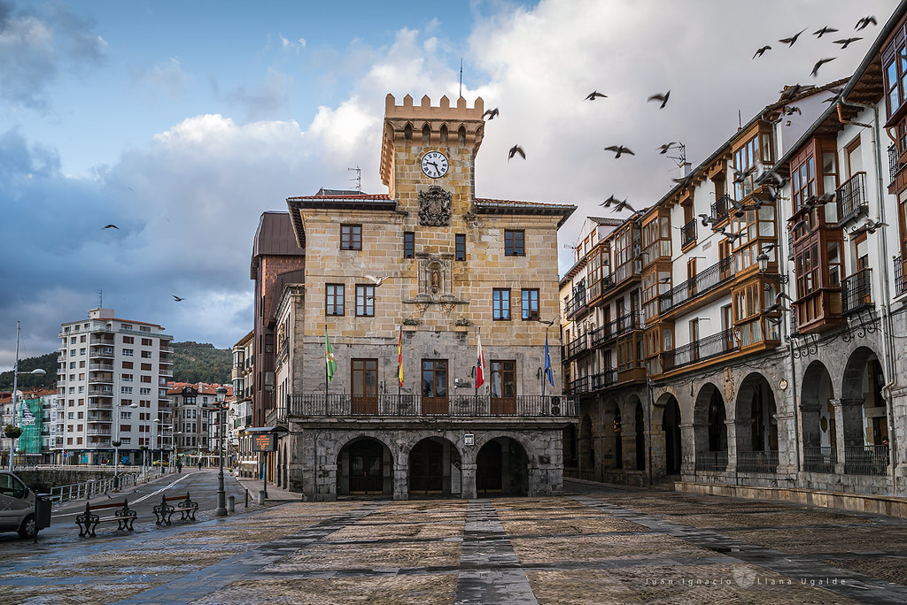 Plaza del Ayuntamiento, Castro Urdiales