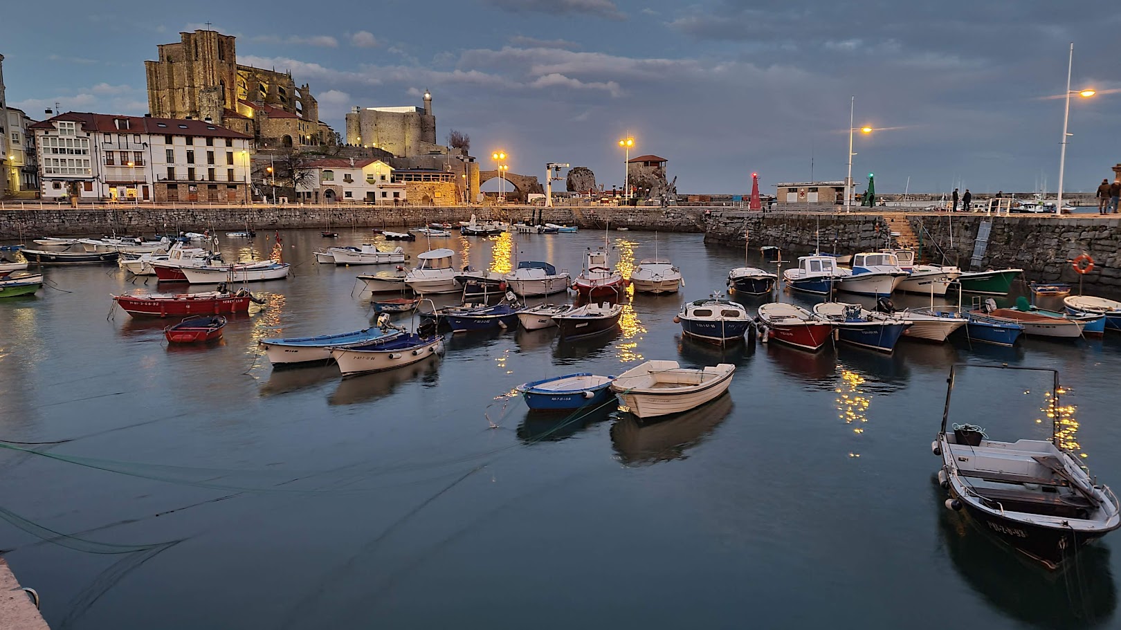 Puerto Pesquero, Castro Urdiales