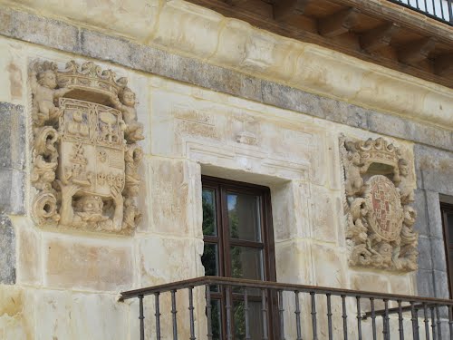 Casa Gil de la Redonda y Velasco, Colindres