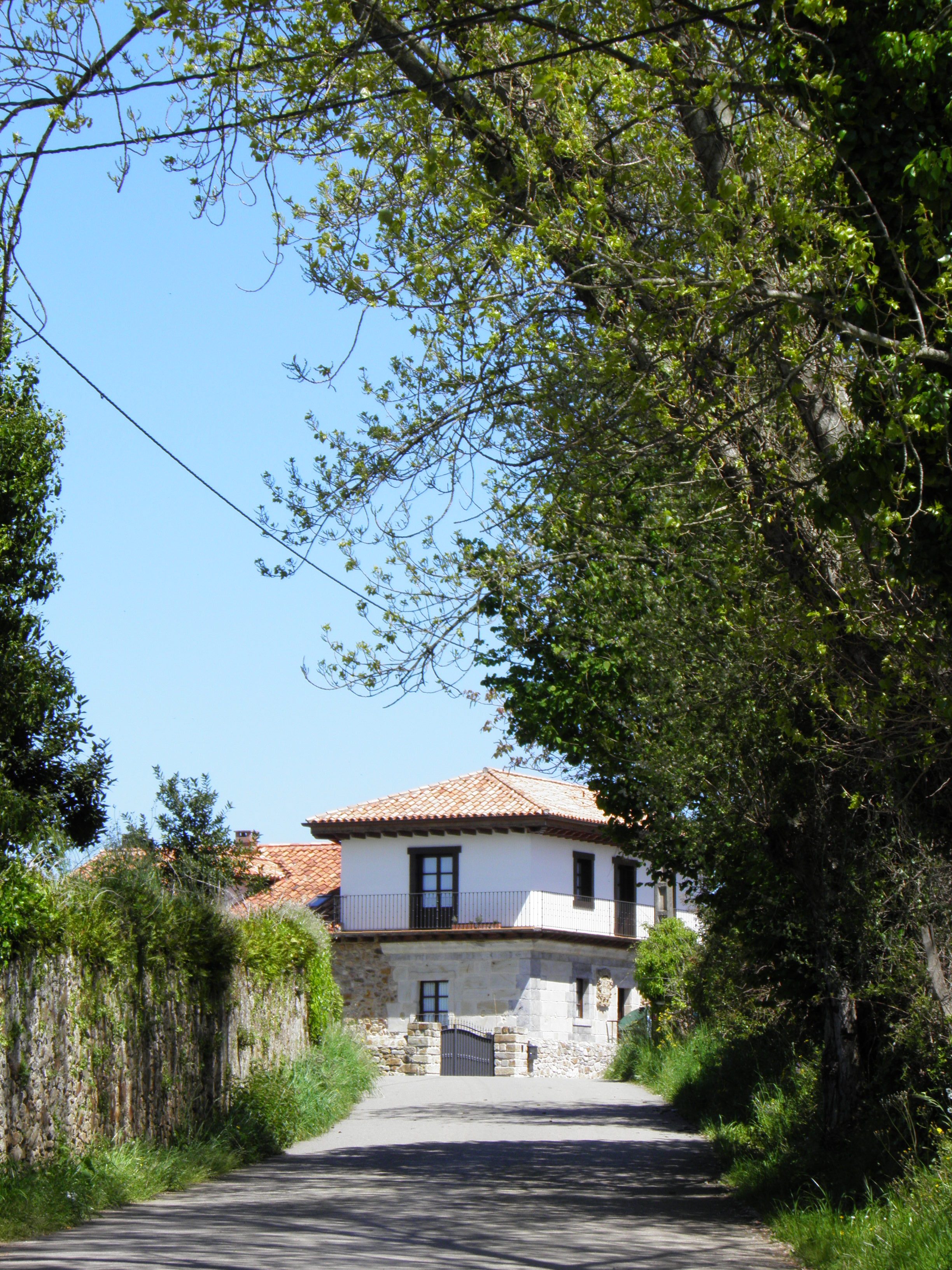Casa Gil de la Redonda y Velasco, Colindres