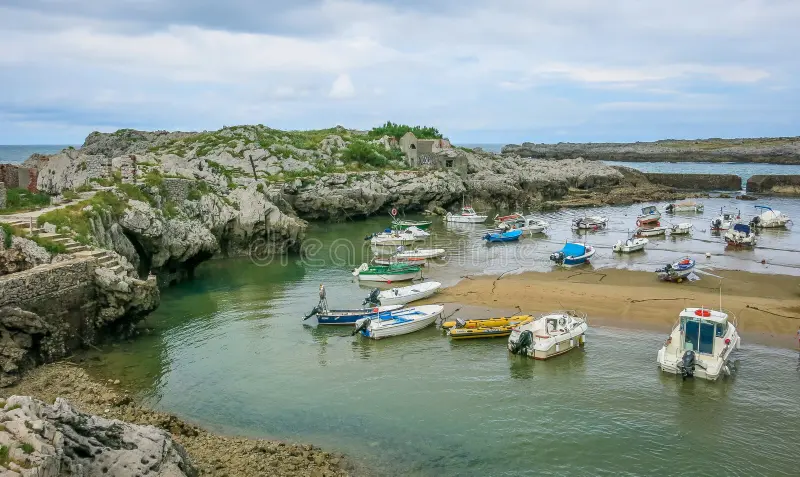 Puerto de Islares, Islares