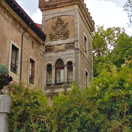 Palacio Conde del Rivero, Limpias