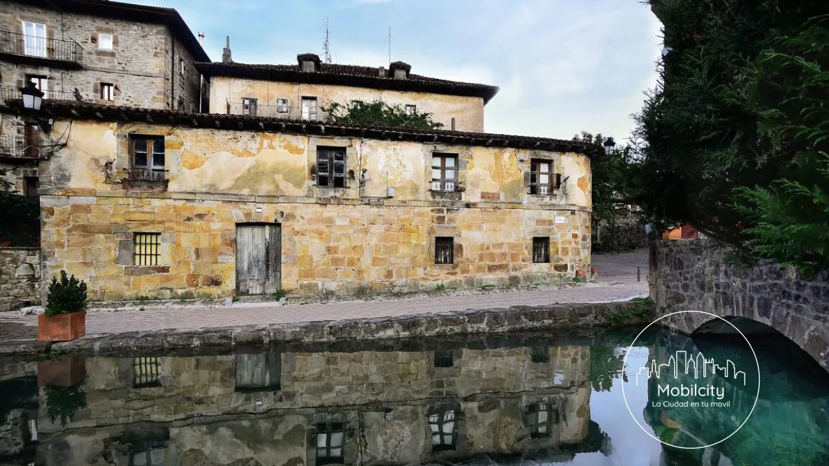 Puerto Fluvial del Rivero y Casa Lonja, Limpias