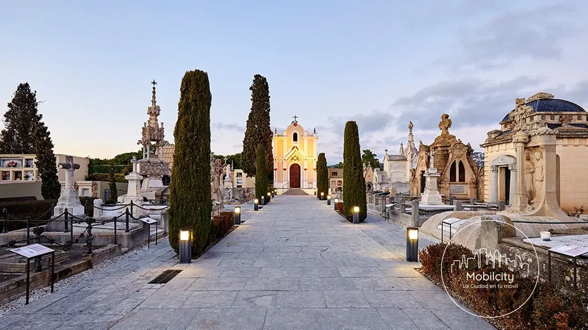 Cementerio modernista, Lloret de Mar