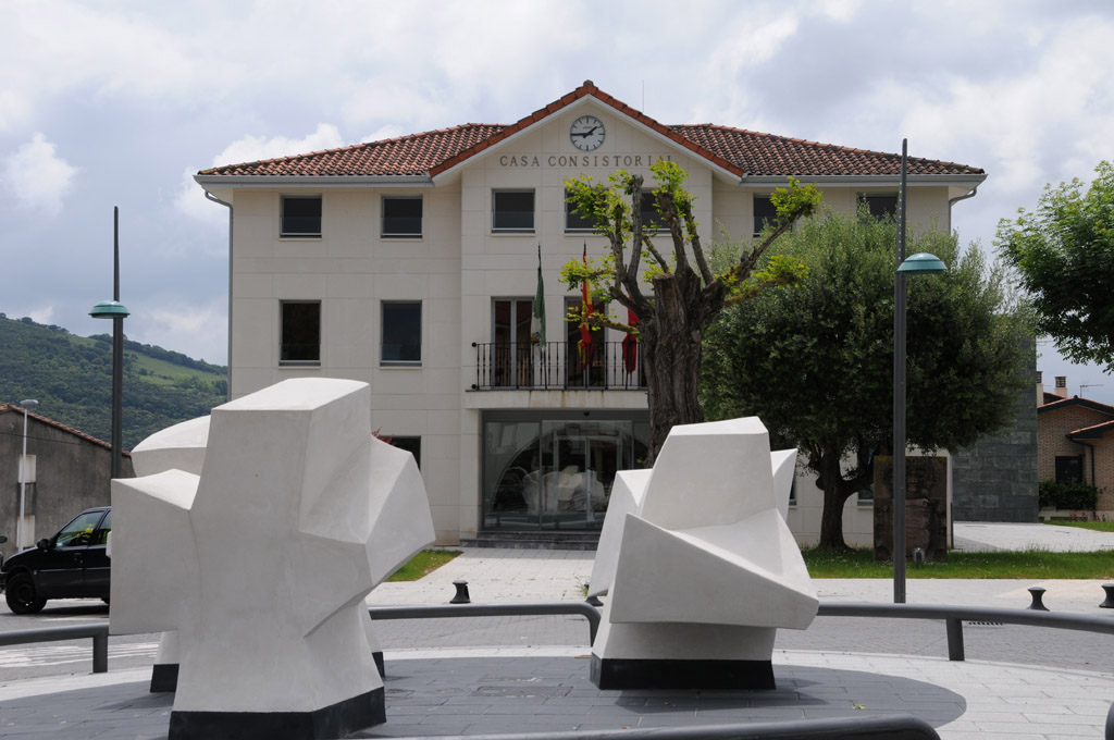 Plaza de la villa, Noja