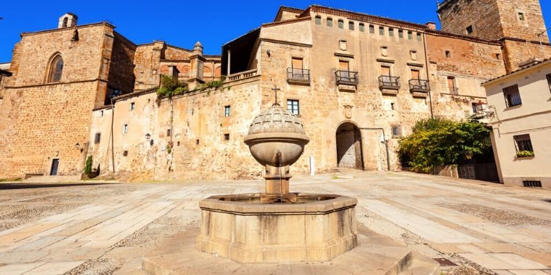 Puertas y muralla, Plasencia
