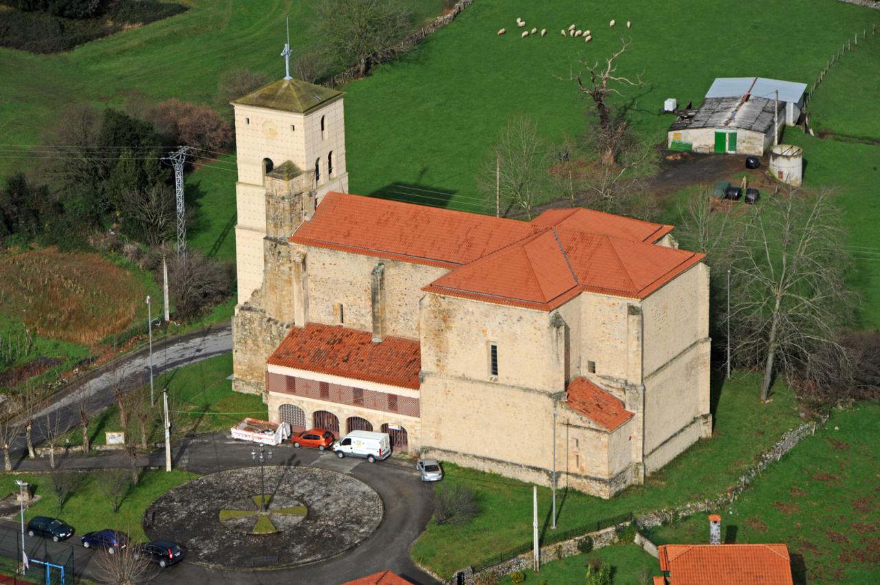 Iglesia de San Andrés, Rasines