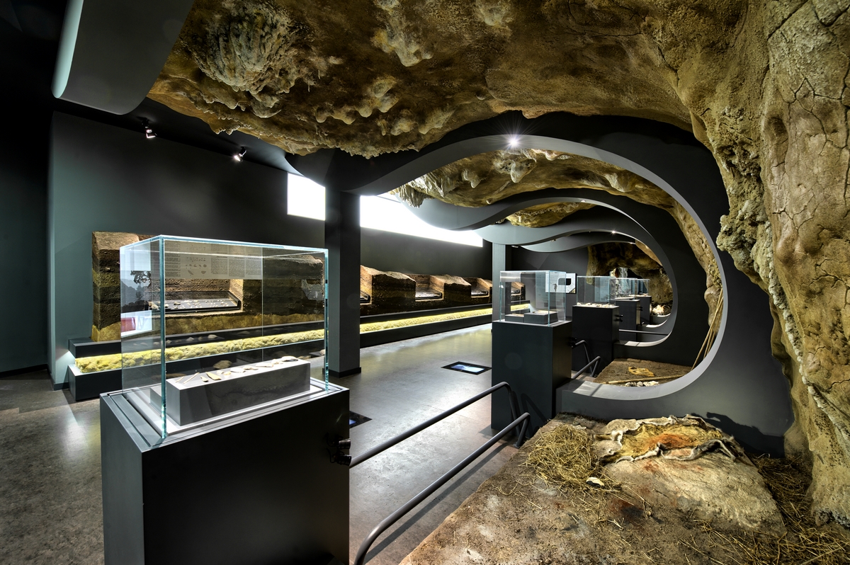 Museo de Prehistoria y Arqueología de Cantabria (MUPAC), Santander
