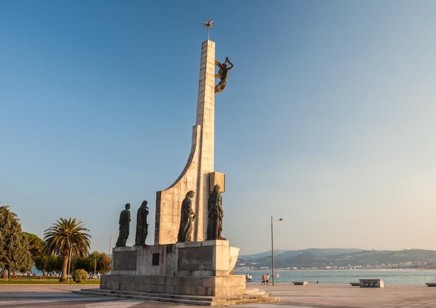 Monumento a Carrero Blanco, Santona
