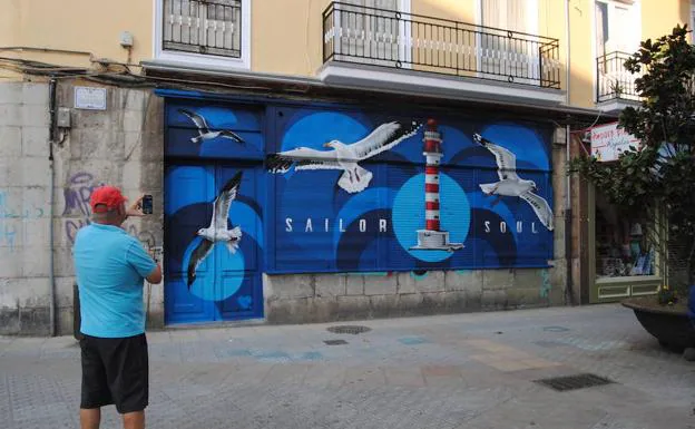 Mural "Sailor Soul", Santona